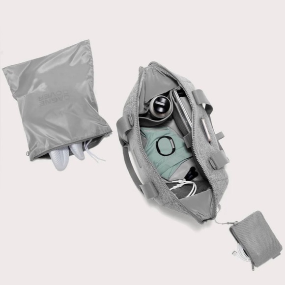 Dagne Dover Landon Neoprene Carryall Bag - Picture 4 of 5